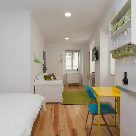 Whome Hidden Gem In Alfama Perfect To Explore Lisboa Extérieur photo